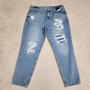 No Boundaries High Rise Mom Jeans Womens LT WASH Size 15 Brand New